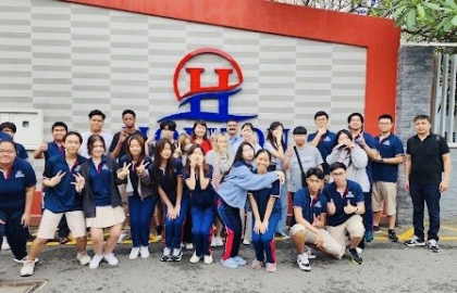 Chuyến đi thực tế - Học Sinh Lớp 12 thăm Thành Phố Hồ Chí Minh 